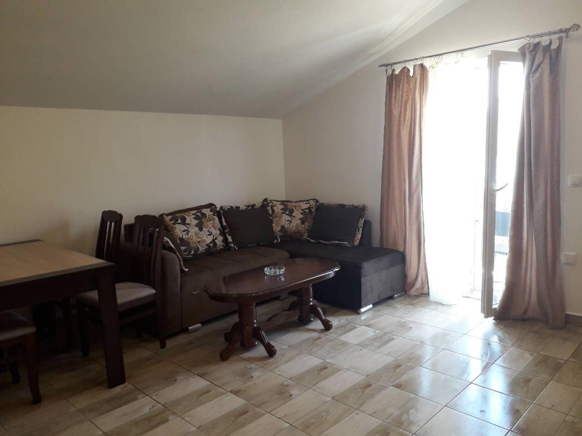 Apartmani Viza Risan Buitenkant foto